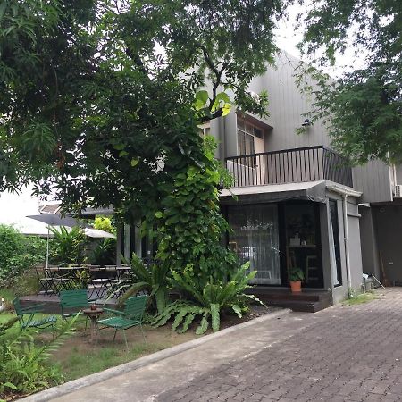 Baan Ongkharak Bed & Breakfast (Adults Only) Bangkok Exteriér fotografie